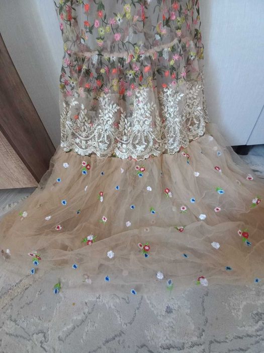 красивое нежное платье