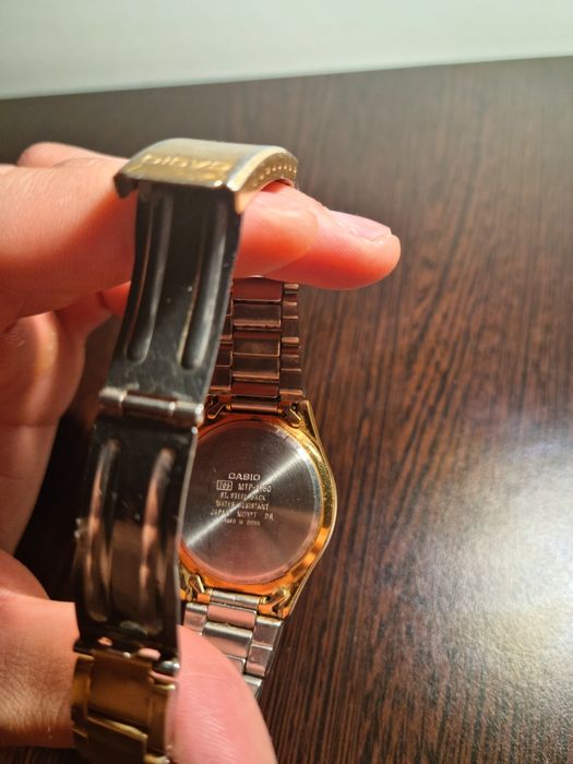 Ceas Casio MTP-1150 (retro)