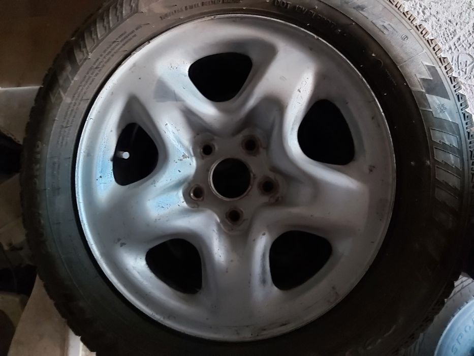 Диска покрышкасымен  205.65.R16 Triangle