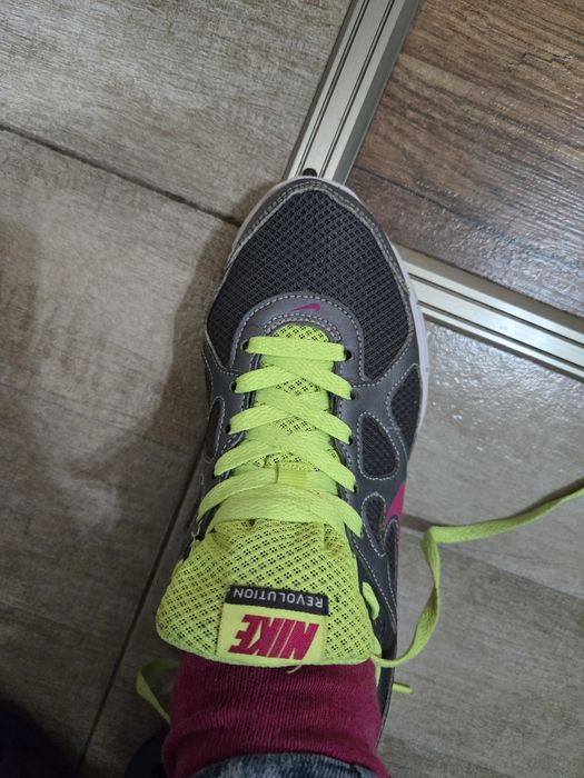 Дамски маратонки