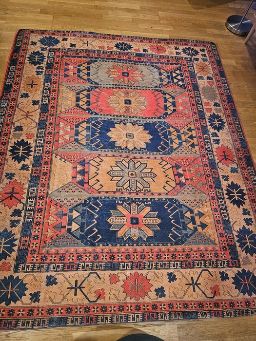 Продам новый ковер