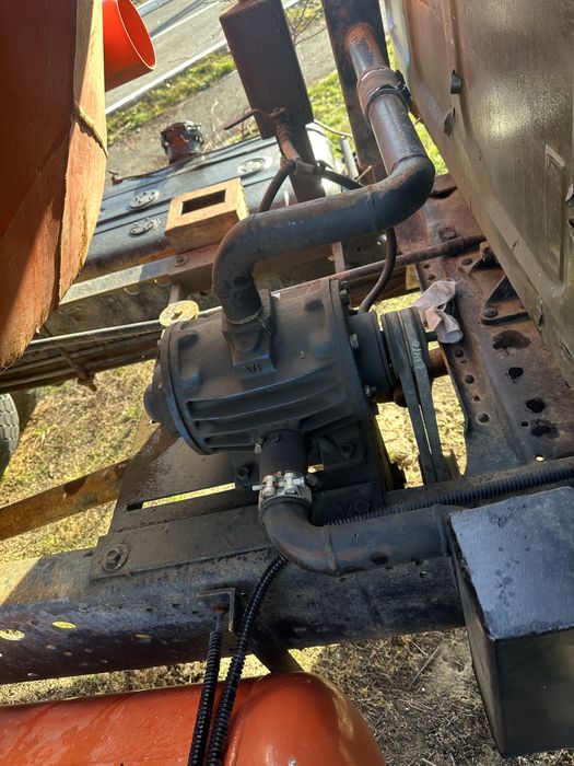 В продаже зил 130