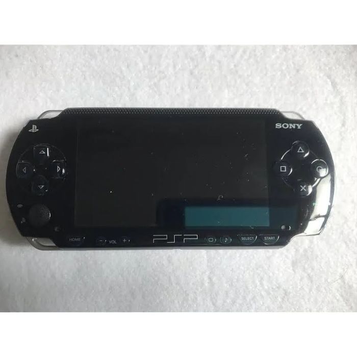 Vând Sony PSP-1000