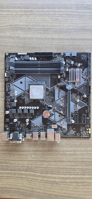 Kit placa de baza+procesor+cooler(ryzen 3)