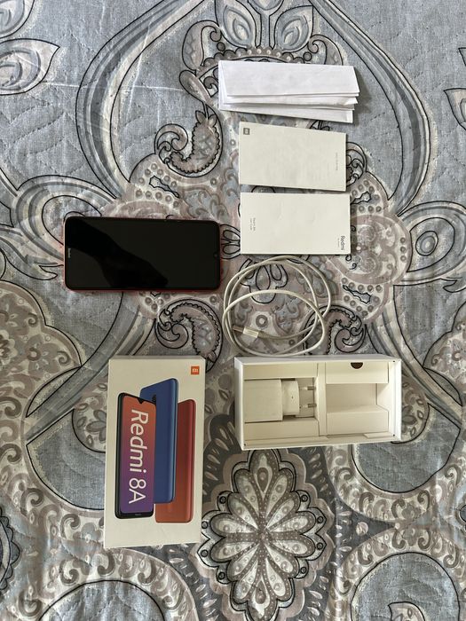 Редми 8 а , с документами