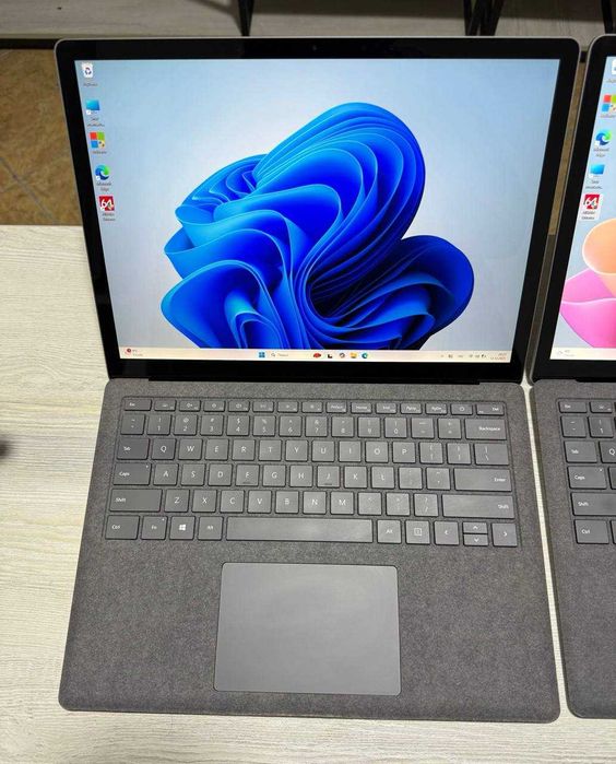 Microsoft Surface Laptop 3 13.5"2K core i7 1065G7 16GB/256GB SSD