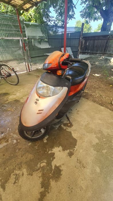 Vând scuter kymco movie 125 4t