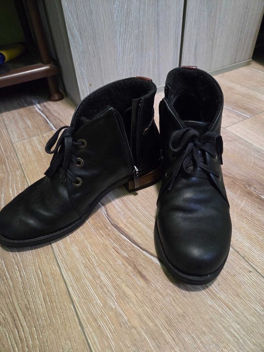 Дамски боти от естествена кожа