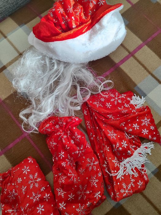 Продам костюм деда Мороза и Снегурочки