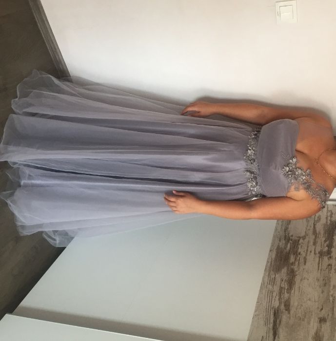 Официална рокля