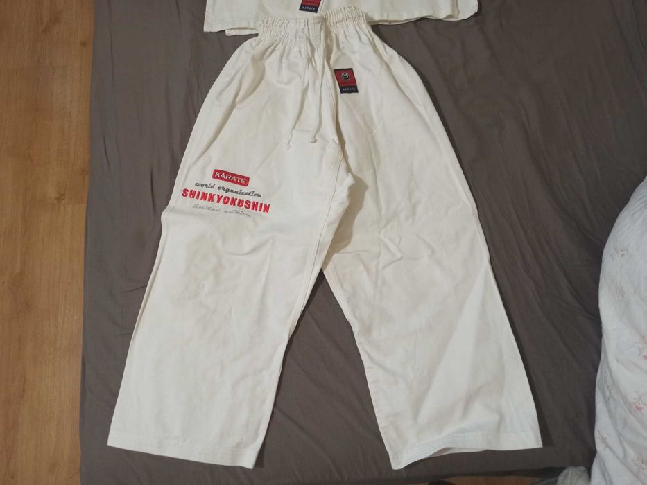 Детско Кимоно за карате Shinkyokushin (7 до 9 годишни)