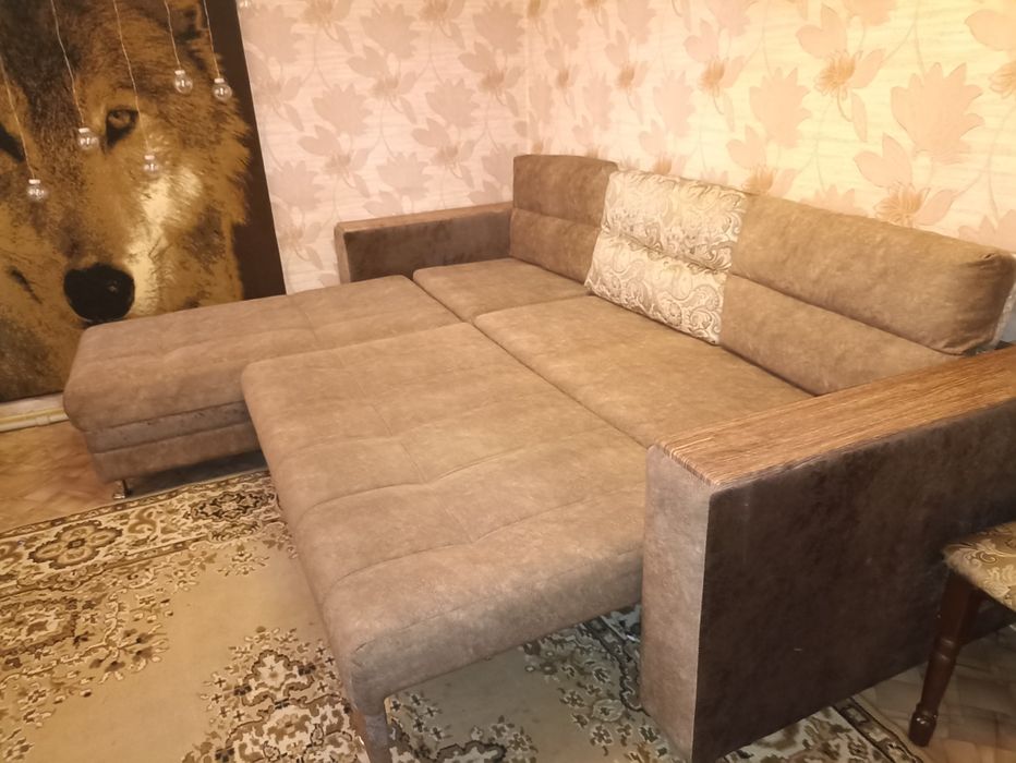 Угловой диван...