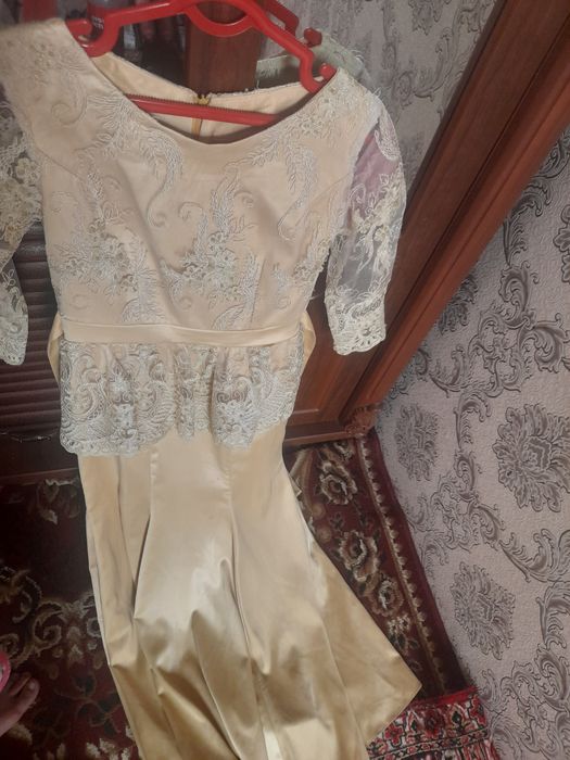 Vecherni koylak uzun