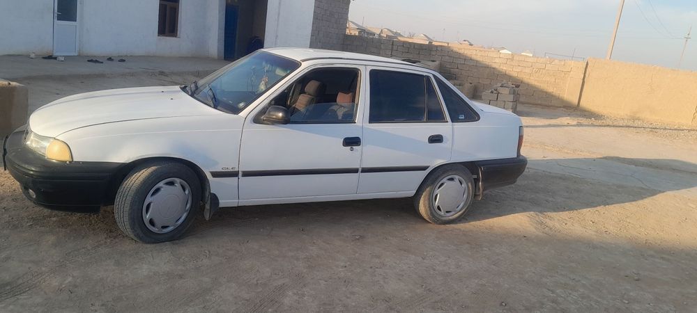 Holati  yaxshi  narxi kelishiladi