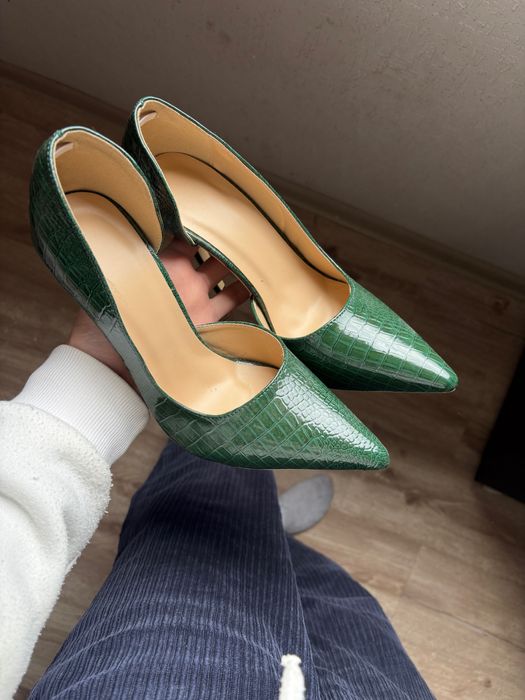 Официални токчета