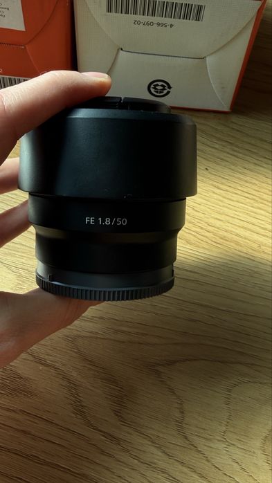 Два обектива за Sony