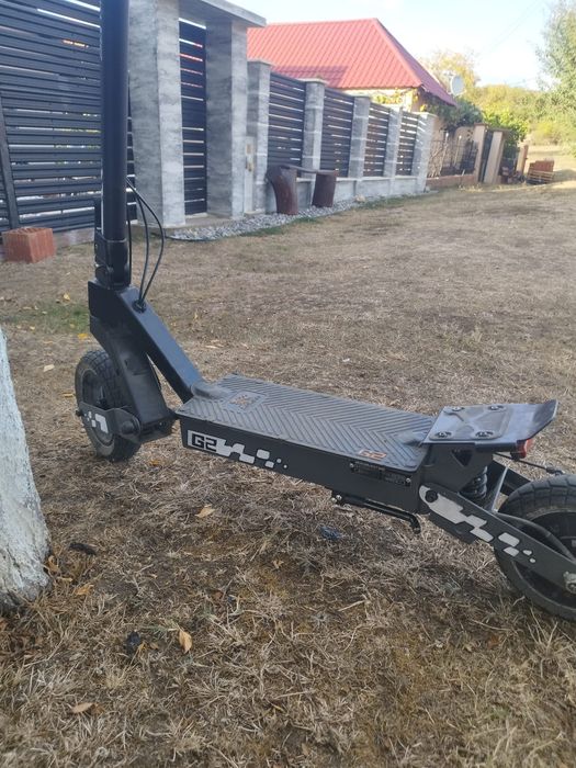 Trotineta kukirin G2