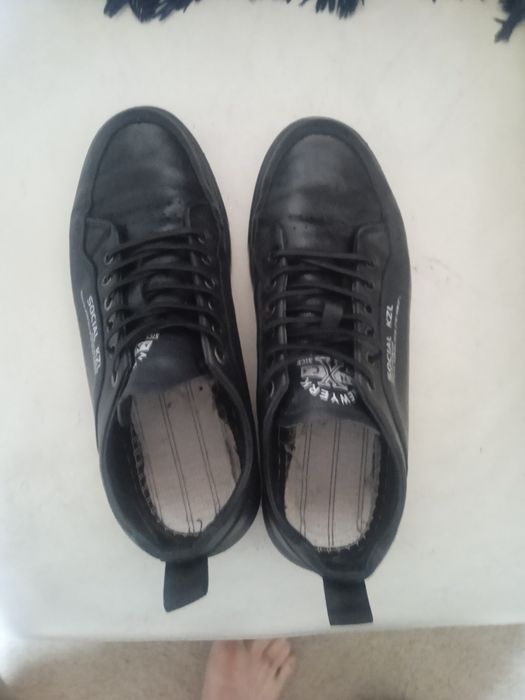 Кроссовки 40/41 продам