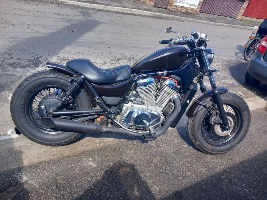 Vând SUZUKI intruder VS 800