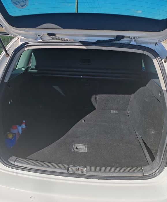 Volkswagen Golf 6 /  1.6 TDi (Disel)