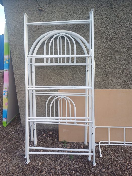 Кровать двухъярусный (двухэтажный)