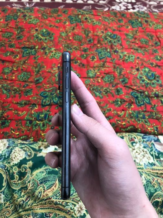 Продам iphone 10