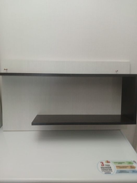 Продам тумбу с полкой