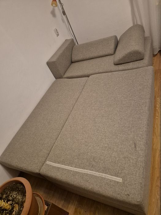 Vând coltar extensibil 210x135