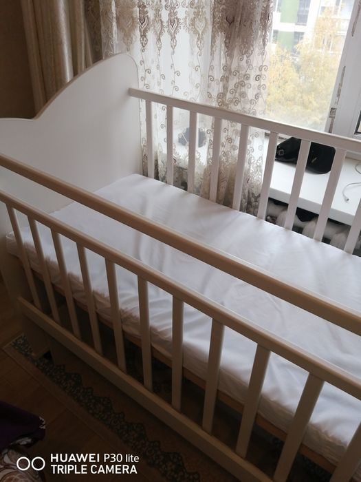 продам детскую кровать