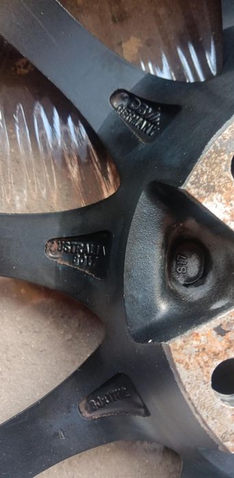 Продавам джанти 17 ки