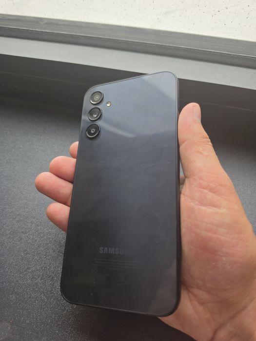 A24 samsung Yangi