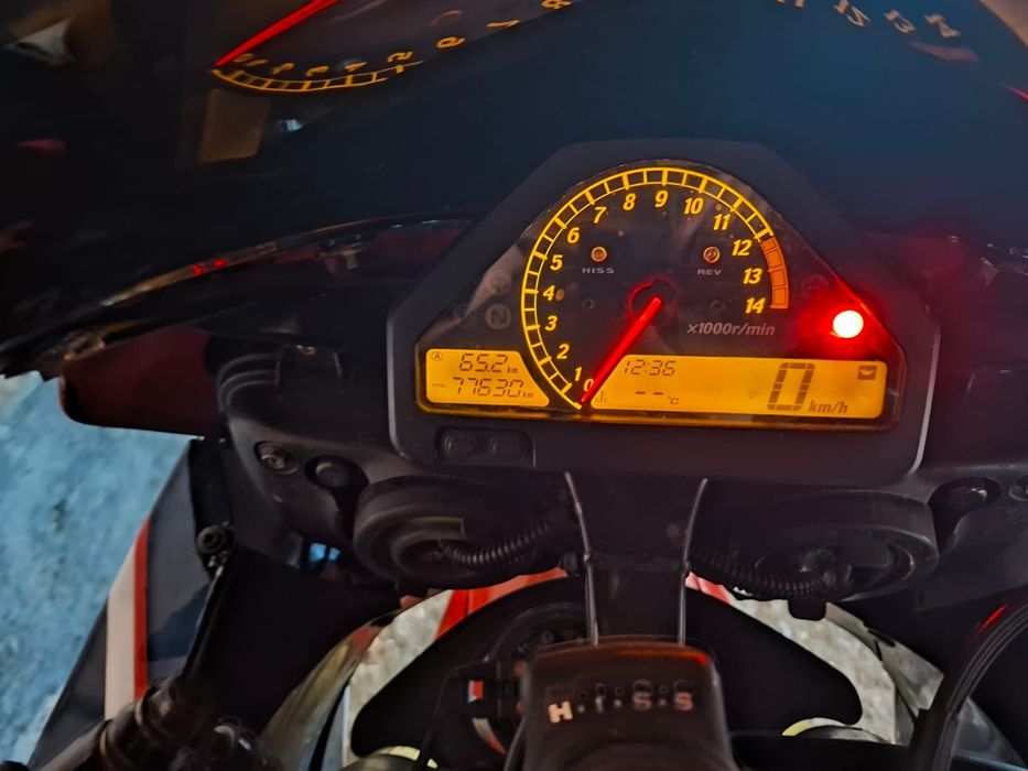 Мотоцикл хонда 1000 RR