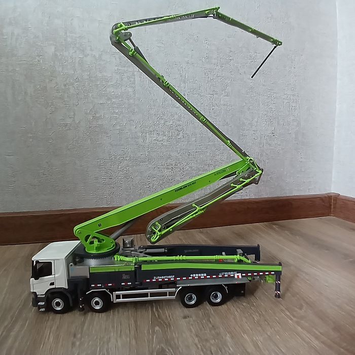 Подарочная сувенирная игрушка