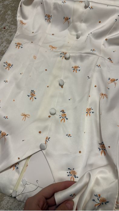 Продаю лёгкое платье