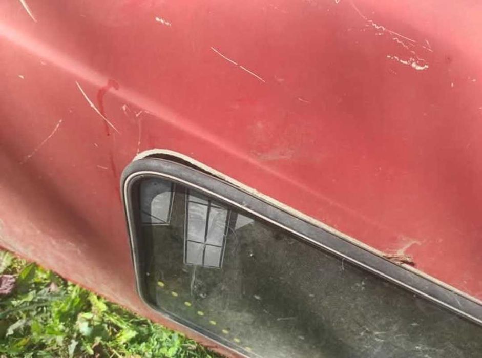 Hard-top: Mazda b2500,Ford ranger,