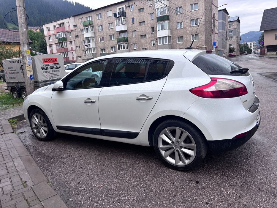 RENAULT Megane 2010 — imagine 3