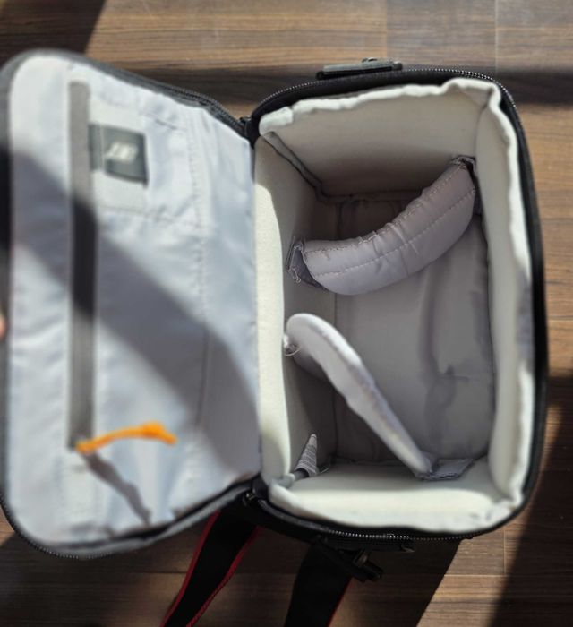 Lowepro Adventura SH 160 II – geantă foto – stare foarte bună