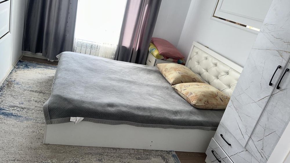 Спальный кровать