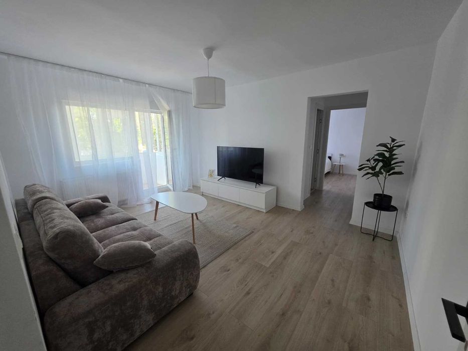Apartament de inchiriat, 3 camere, zona Iulius Mall