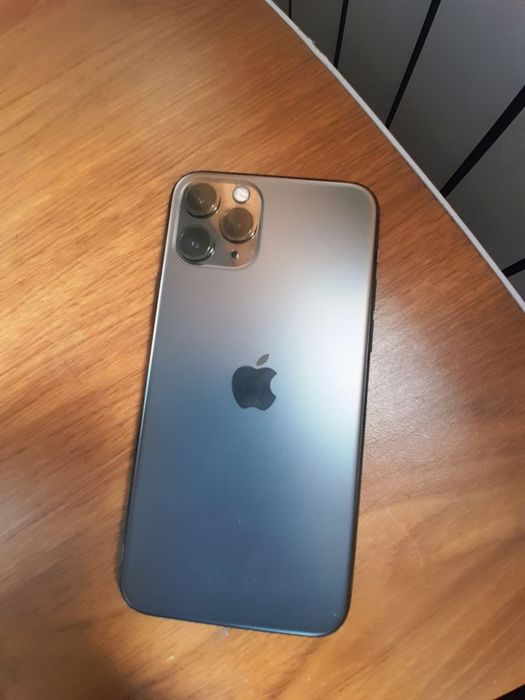 Iphone 11 pro 64/75 sotiladi!