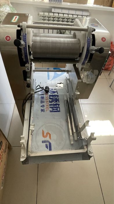 Тестораскатка лапша резка 2в1 без шумной