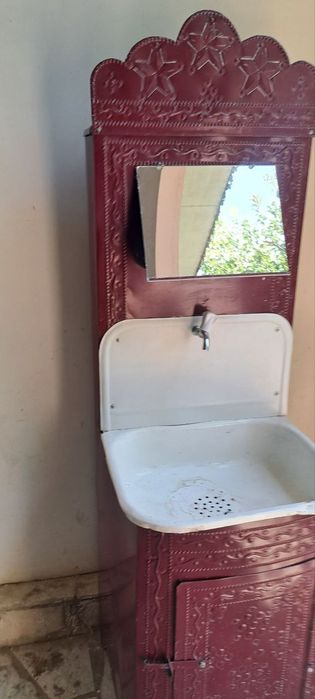 Умывальник продаётся