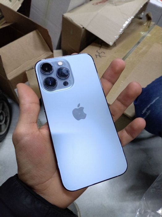 Iphone 13 pro 400$