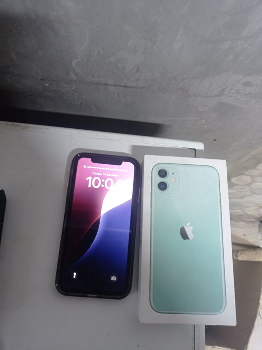 Продам айфон 11 идеал