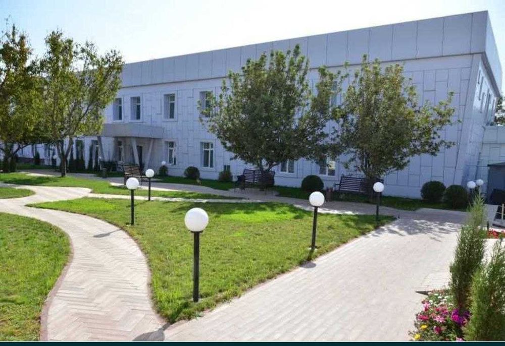 Продаётся Частный Клиника 1400 м²  20 Соток Ор, Алмазар,CITY
