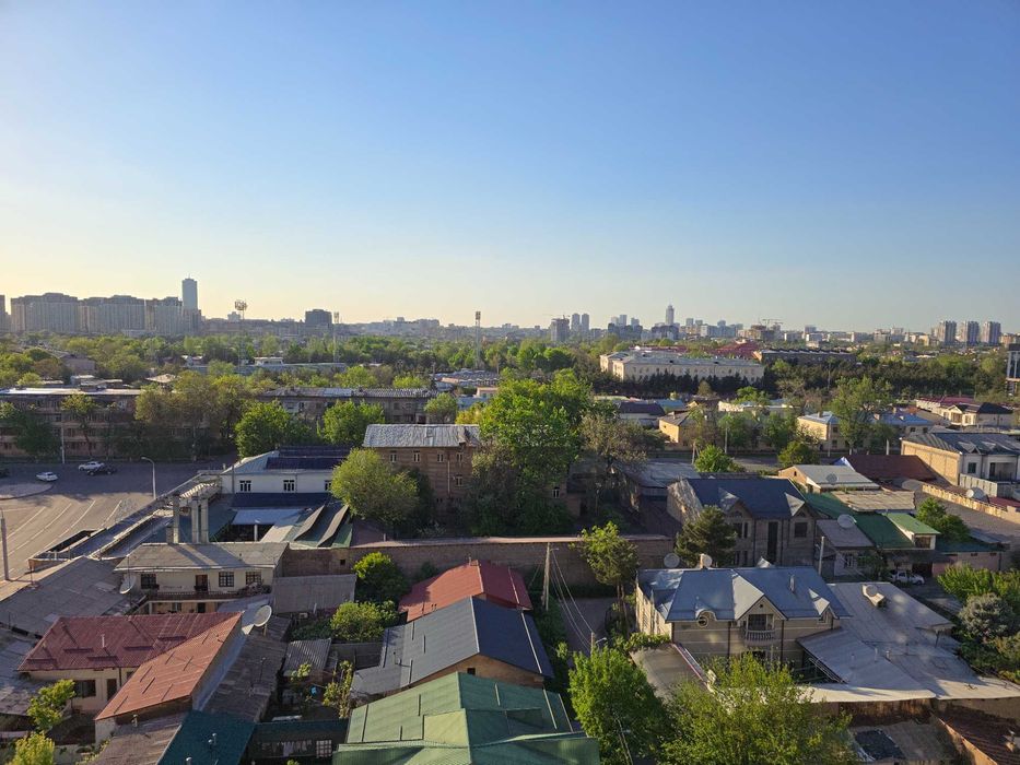 Квартира сотилади!