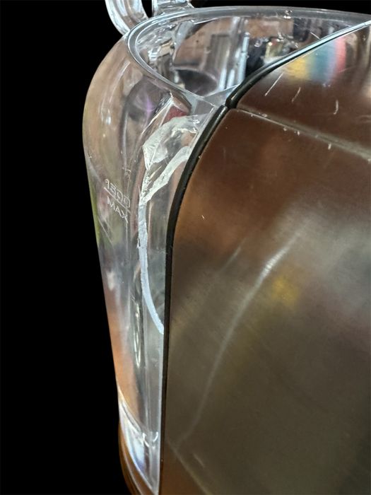 Espressor Nespresso Creatista Plus - stare excelentă + cadou