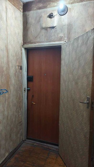 Башлык 1комнатная квартира без ремонта, ор/р 127 школа