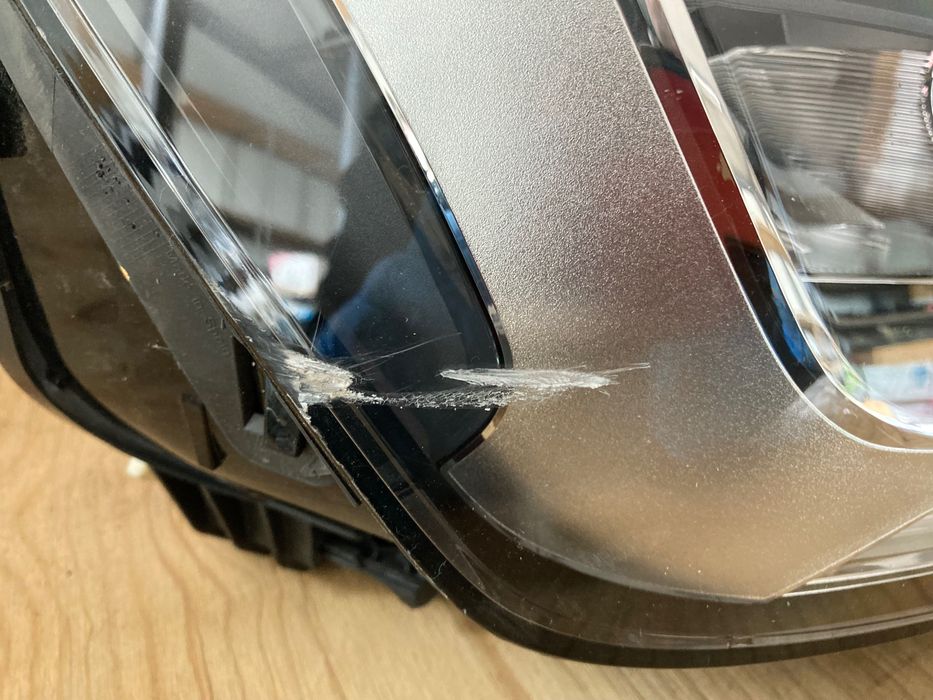 Десен фар за Audi Q2. Кю2. Led. 20-24.