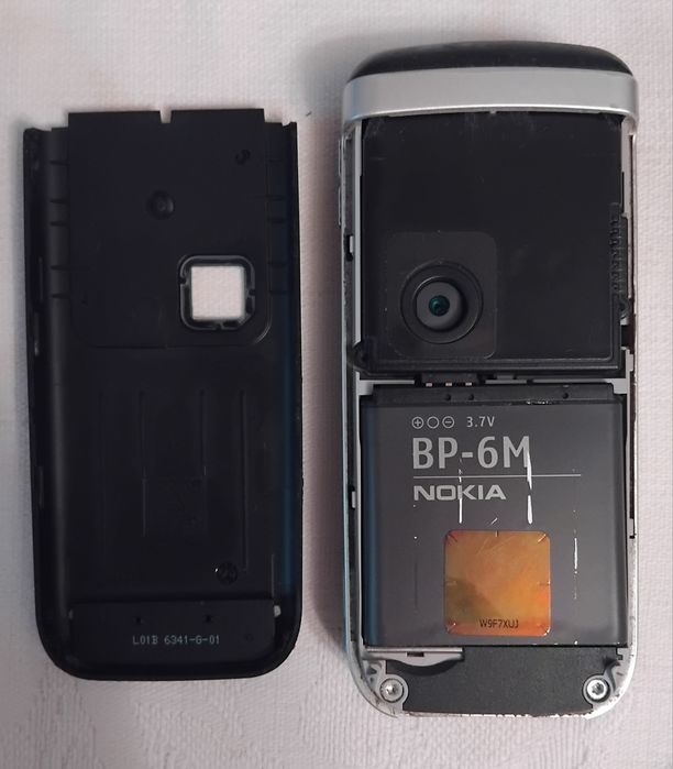 NOKIA 6151 б/у, в рабочем состоянии.